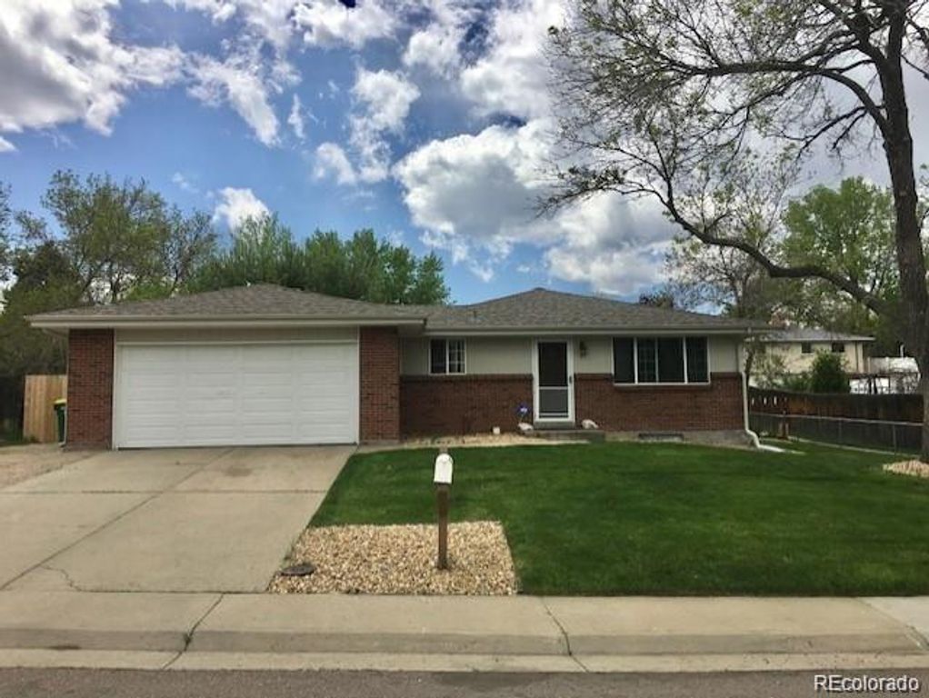 10976 W Tufts Drive, Littleton, CO 80127
