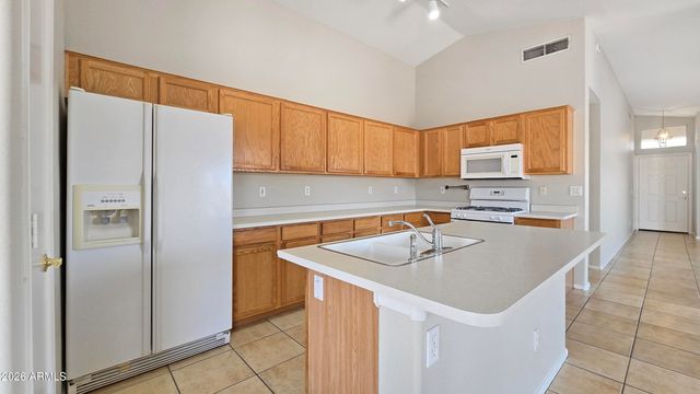 10225 N 94TH Lane, Peoria, AZ 85345