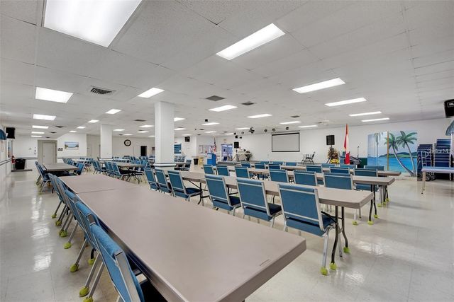 5316 53RD AVENUE E L11, Bradenton, FL 34203