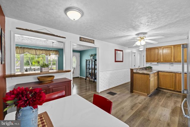 171 TRIPLE J RD, Berryville, VA 22611