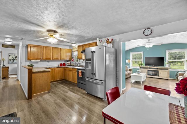 171 TRIPLE J RD, Berryville, VA 22611