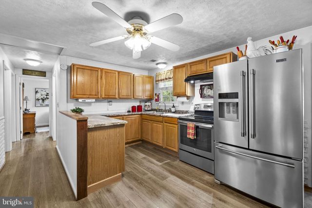 171 TRIPLE J RD, Berryville, VA 22611