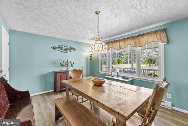 171 TRIPLE J RD, Berryville, VA 22611