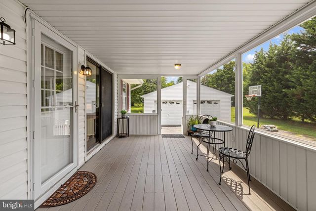 171 TRIPLE J RD, Berryville, VA 22611