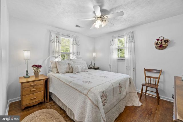 171 TRIPLE J RD, Berryville, VA 22611