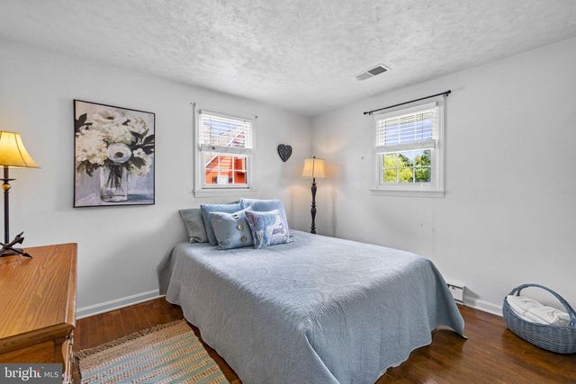 171 TRIPLE J RD, Berryville, VA 22611