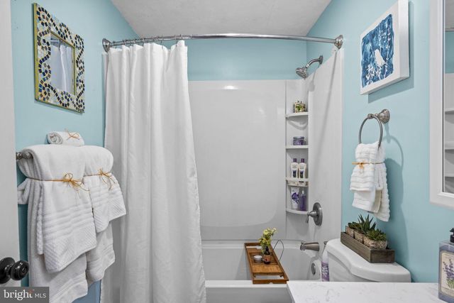 171 TRIPLE J RD, Berryville, VA 22611