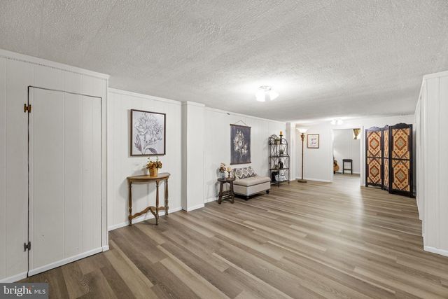 171 TRIPLE J RD, Berryville, VA 22611