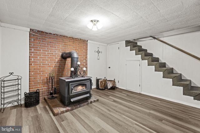 171 TRIPLE J RD, Berryville, VA 22611