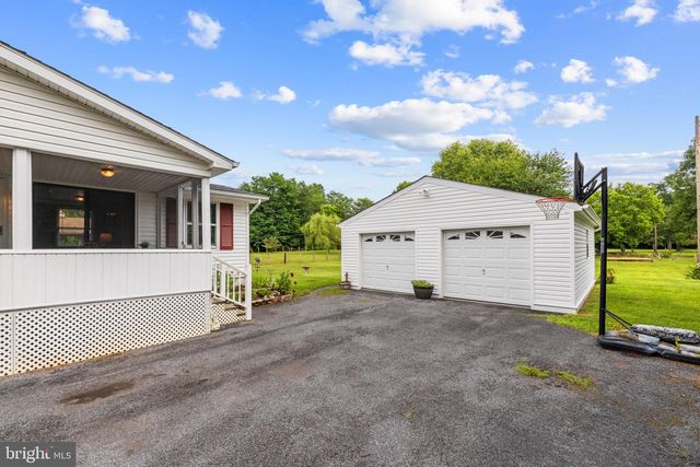171 TRIPLE J RD, Berryville, VA 22611