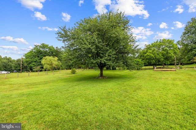 171 TRIPLE J RD, Berryville, VA 22611