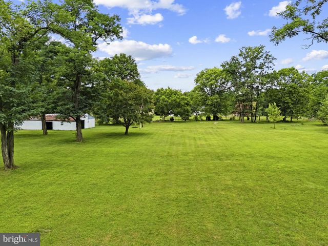 171 TRIPLE J RD, Berryville, VA 22611
