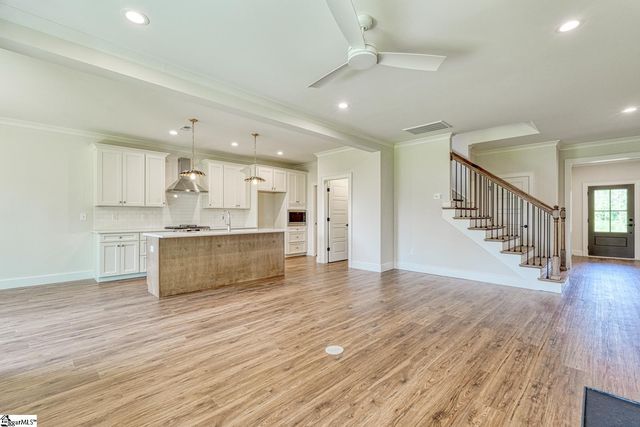 407 Brunswick Lane, Inman, SC 29349