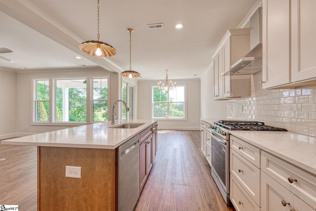407 Brunswick Lane, Inman, SC 29349