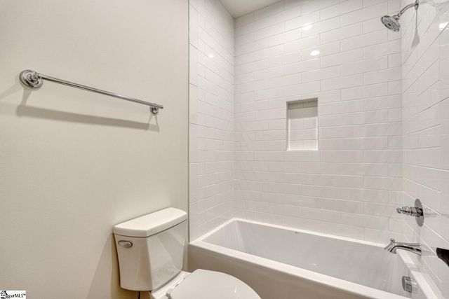 407 Brunswick Lane, Inman, SC 29349