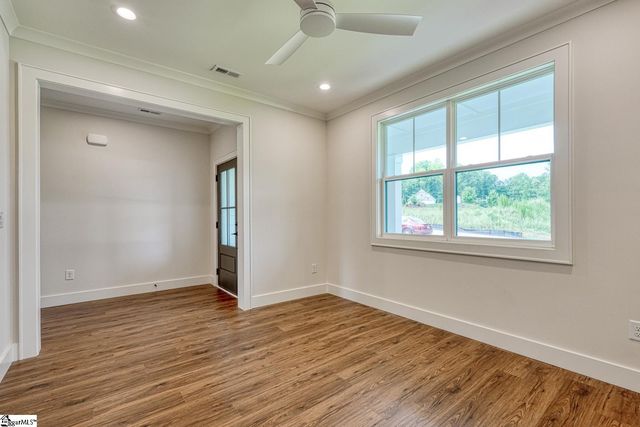 407 Brunswick Lane, Inman, SC 29349