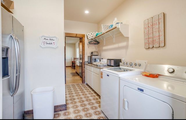 670 Loggins Trail, Poolville, TX 76487