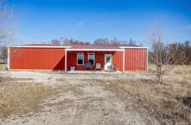 670 Loggins Trail, Poolville, TX 76487