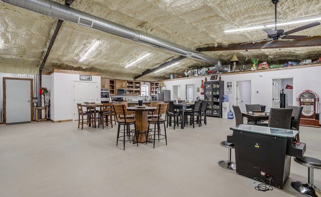 670 Loggins Trail, Poolville, TX 76487