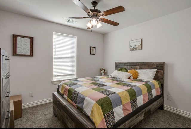 670 Loggins Trail, Poolville, TX 76487