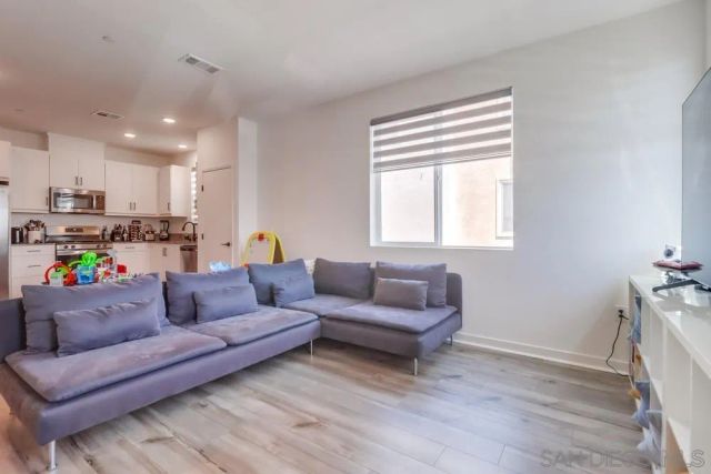 5474 Shorefront Dr 157, San Diego, CA 92154