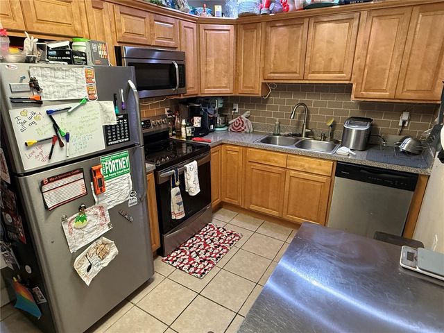 3142 HENDERSON CIRCLE W, Lakeland, FL 33803