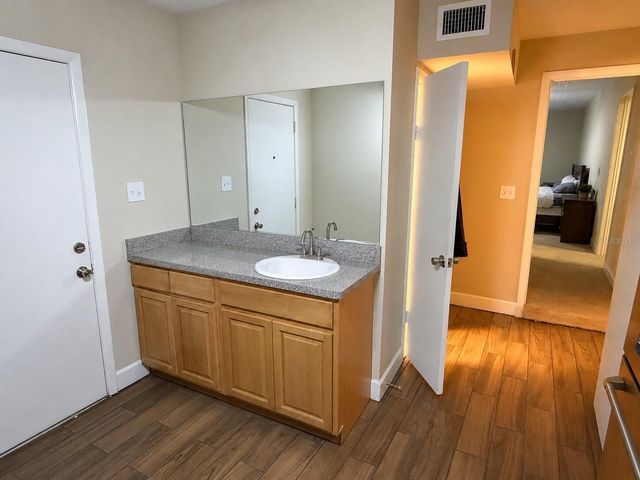 3142 HENDERSON CIRCLE W, Lakeland, FL 33803