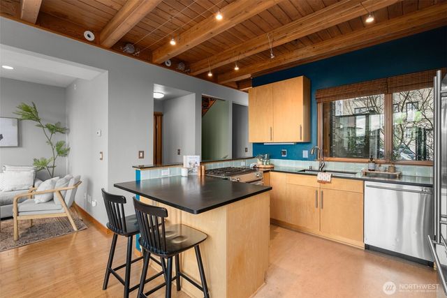 408 6th Avenue, Tacoma, WA 98402