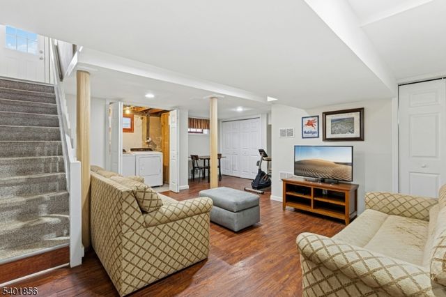 2149 Raritan Rd, Scotch Plains Twp., NJ 07076