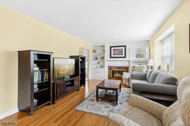 2149 Raritan Rd, Scotch Plains Twp., NJ 07076