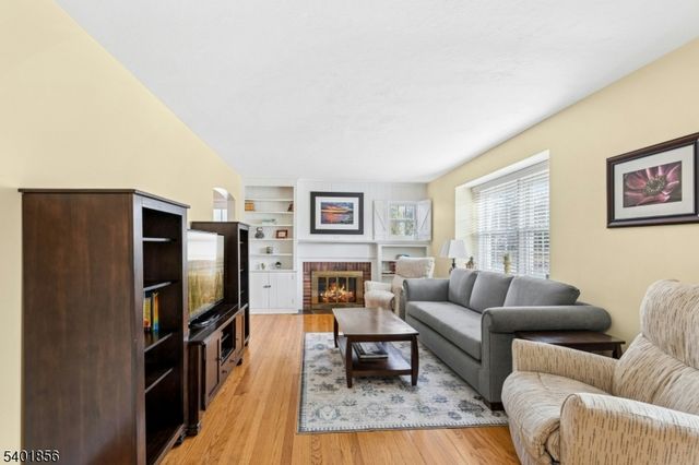 2149 Raritan Rd, Scotch Plains Twp., NJ 07076