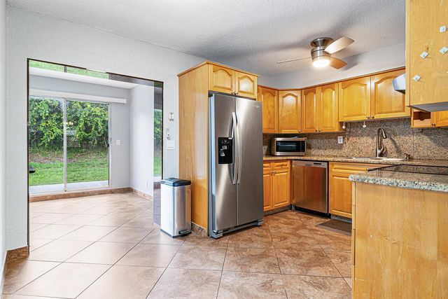 2722 Peer Lane 187, Delray Beach, FL 33445