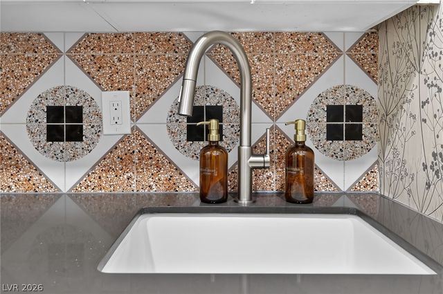 55 Avenida Sorrento, Henderson, NV 89011