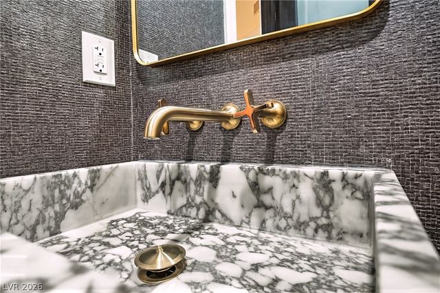 55 Avenida Sorrento, Henderson, NV 89011