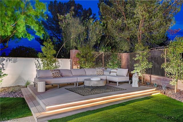 55 Avenida Sorrento, Henderson, NV 89011