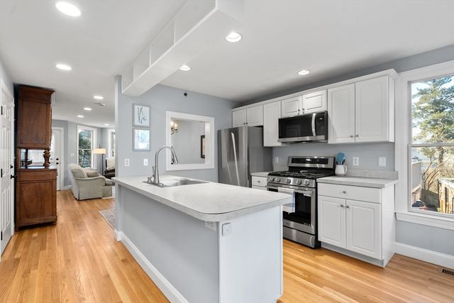 11-13 Parley Avenue 11B, Boston, MA 02130