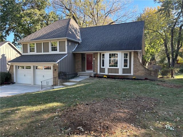 7805 Long Avenue, Lenexa, KS 66216