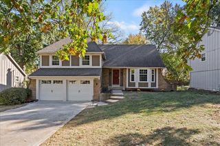 7805 Long Avenue, Lenexa, KS 66216