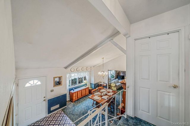 289 W 17th Street, Deer Park, NY 11729