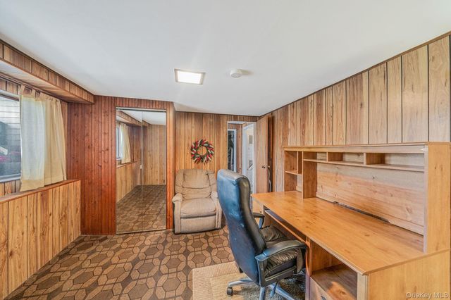 289 W 17th Street, Deer Park, NY 11729