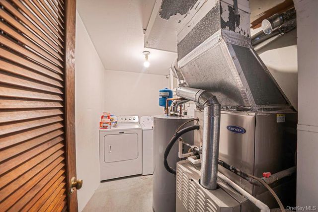 289 W 17th Street, Deer Park, NY 11729