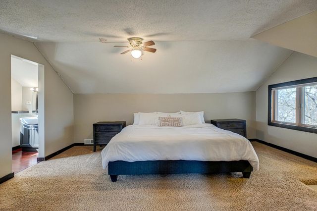 908 10th Street, Hudson, WI 54016