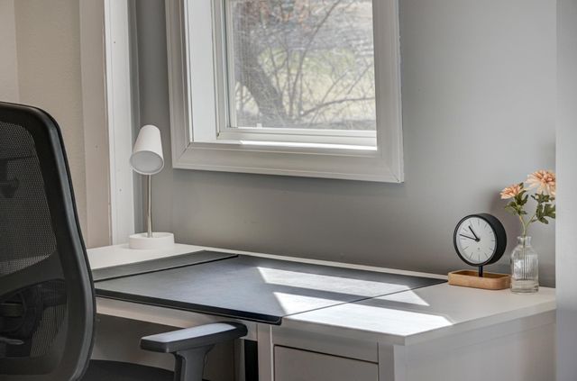 908 10th Street, Hudson, WI 54016