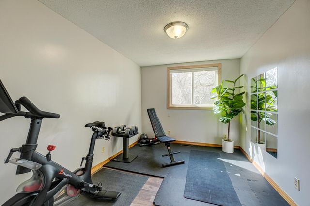 908 10th Street, Hudson, WI 54016