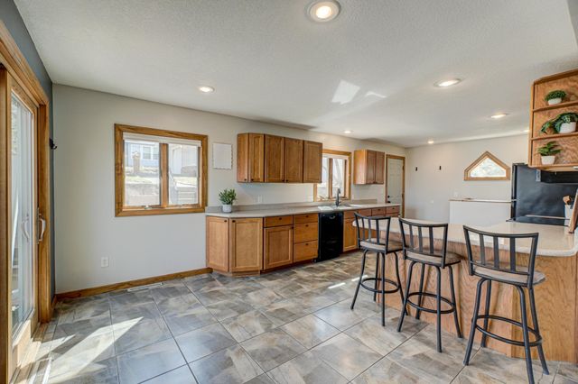 908 10th Street, Hudson, WI 54016