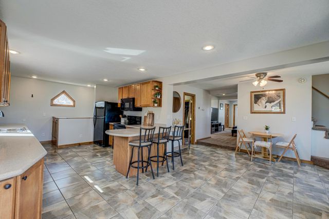 908 10th Street, Hudson, WI 54016