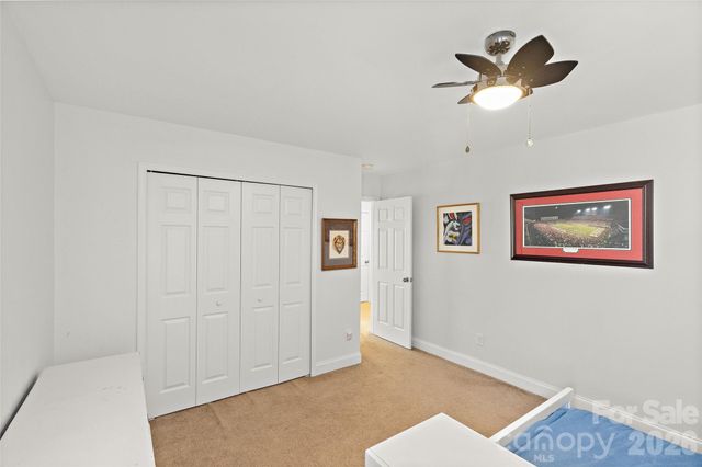 7921 Rolling Creek Court, Charlotte, NC 28270