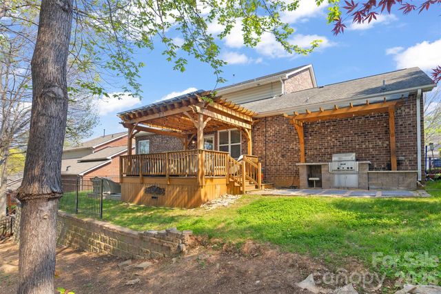 7921 Rolling Creek Court, Charlotte, NC 28270