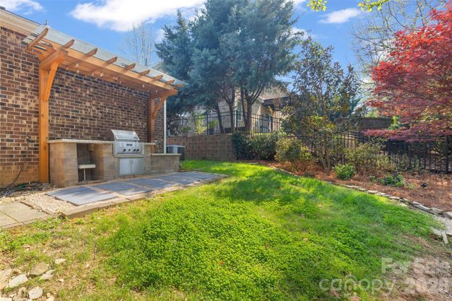 7921 Rolling Creek Court, Charlotte, NC 28270