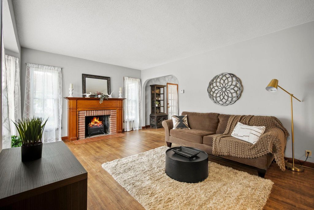 532 W Broadway Avenue, Forest Lake, MN 55025 — photo 3